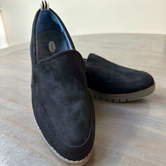 Dr Scholl’s black, Involve pointed toe flats. - Picture 1 of 5